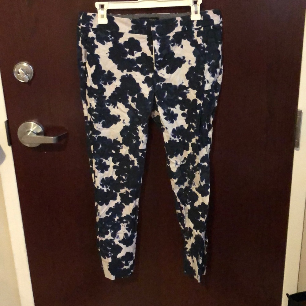 Floral Print Capris